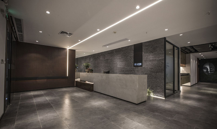 办公室装修前台设计效果.png 办公室装修前台设计效果.png